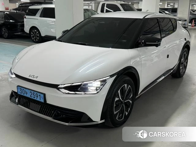 Kia EV6 2023 Белый из Кореи