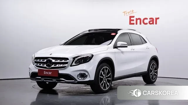 Mercedes-Benz GLA-Class X156 2019 Белый из Кореи