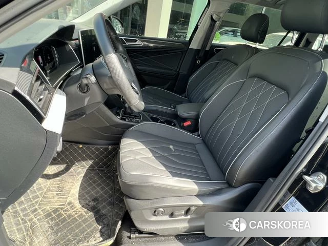 Volkswagen Tiguan L 2023 Черный из Китая
