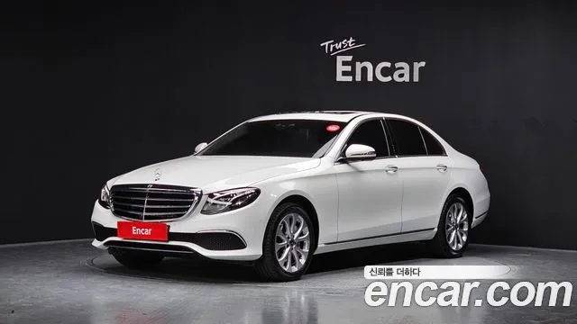 Mercedes-Benz E-Class W213 2019 Белый из Кореи