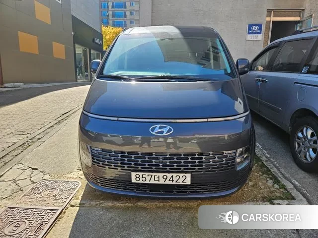 Hyundai Staria 2022 Серый из Кореи