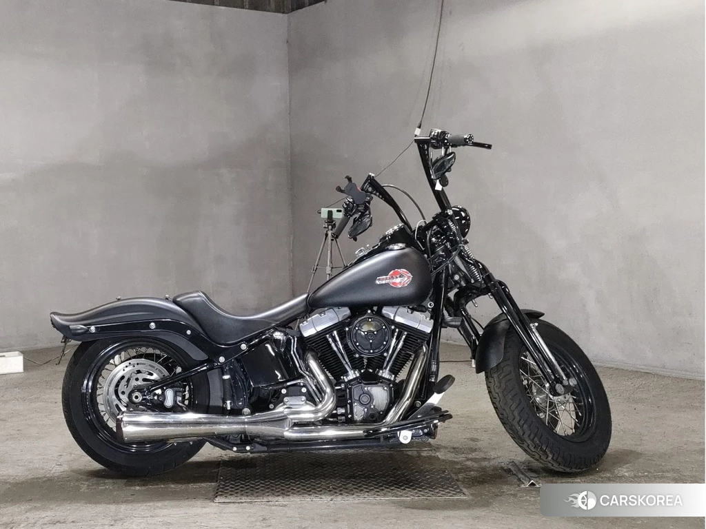 Проданный Harley-Davidson Softail Cross Bones FLSTSB1580 2011 из Японии