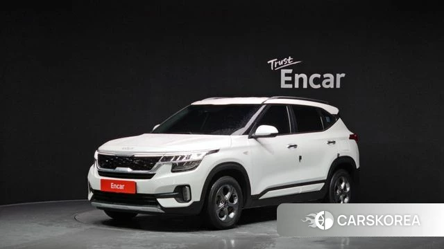 Kia Seltos 2022 Белый из Кореи