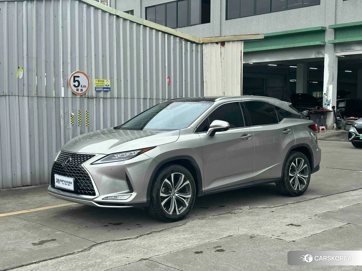 Lexus RX 2020 Серебристо-серый из Китая