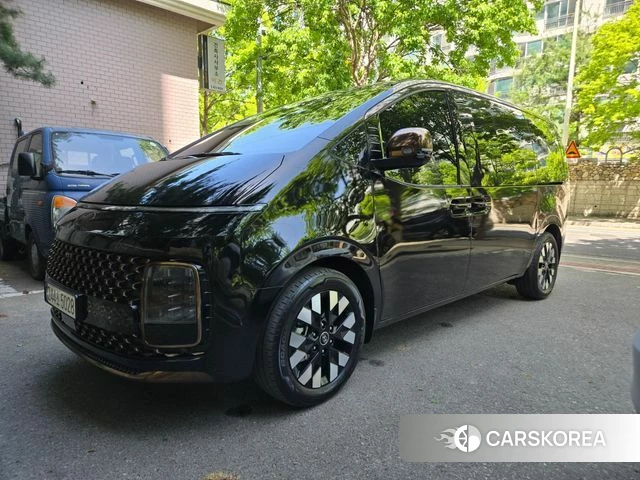 Hyundai Staria 2024 Черный из Кореи