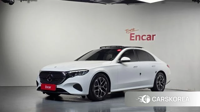 Mercedes-Benz E-Class W214 2025 Белый из Кореи