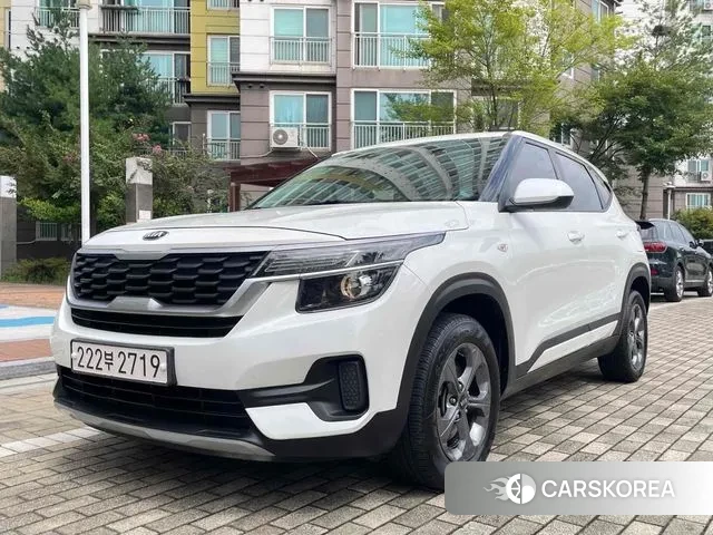 Kia Seltos 2019 Белый из Кореи