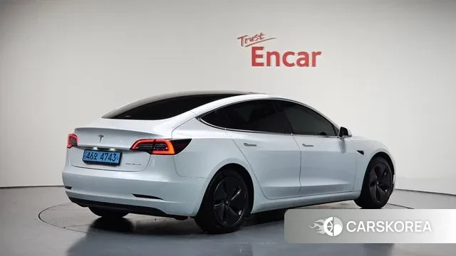 Tesla Model 3 2020 Белый из Кореи