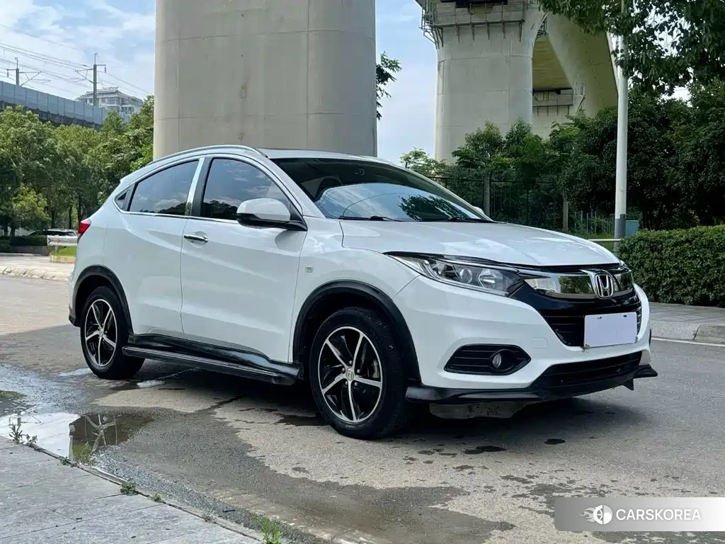 Honda Vezel 2020 Белый из Китая