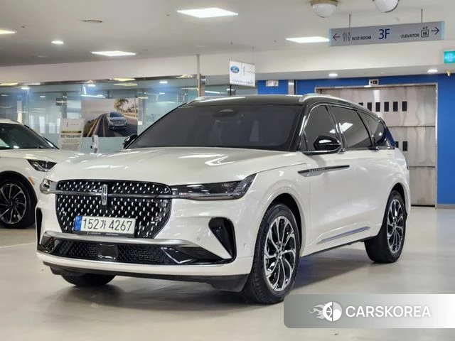 Lincoln Nautilus 2nd Generation 2023 Белый из Кореи