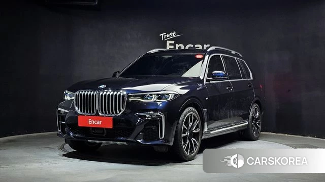 BMW X7 (G07) 2021 Черный из Кореи