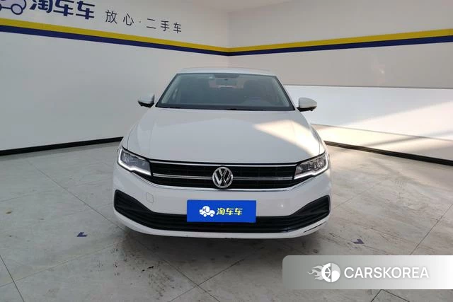 Volkswagen Bora 2020 Белый из Китая