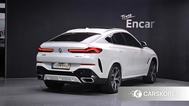 BMW X6 (G06) 2021 Белый из Кореи