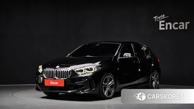 BMW 1 Series (F40) 2021 Черный из Кореи