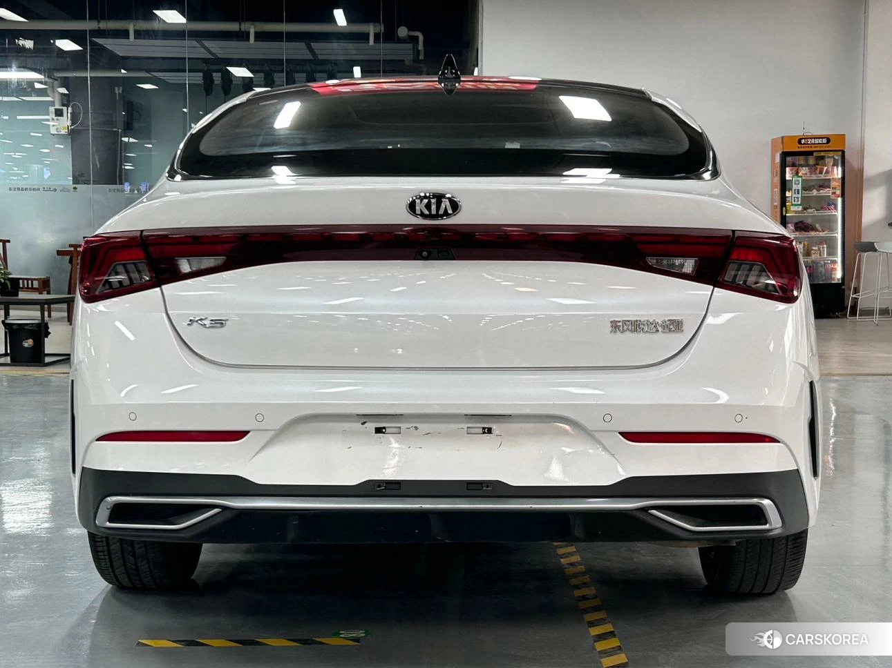 Kia K5 2020 Белый из Китая