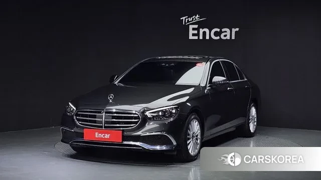 Mercedes-Benz E-Class W213 2022 Серый из Кореи