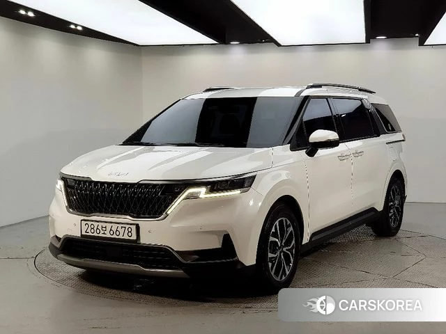 Kia Carnival 4th generation 2022 Белый из Кореи