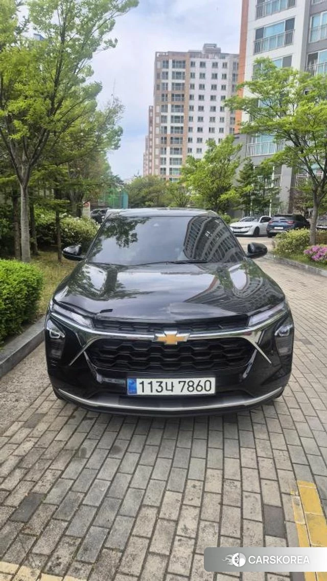 Chevrolet (GM Daewoo) Trax Crossover 2024 Черный из Кореи