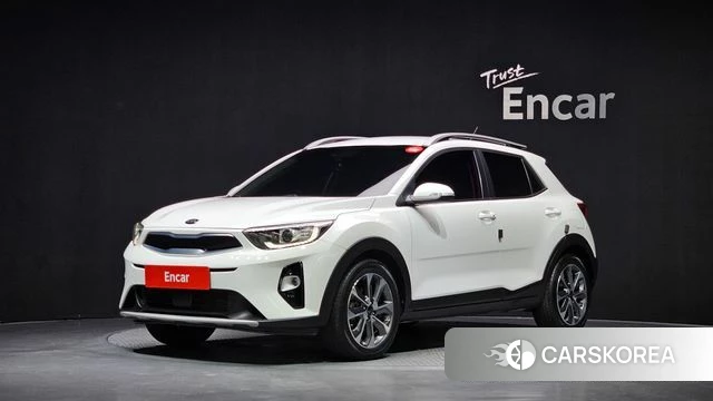 Kia Stonic 2018 Белый из Кореи