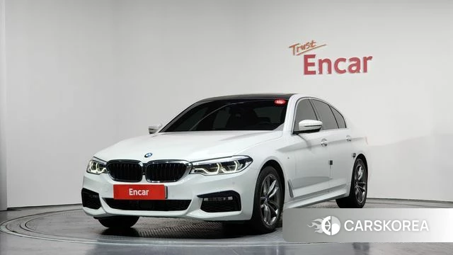 BMW 5 Series (G30) 2018 Белый из Кореи