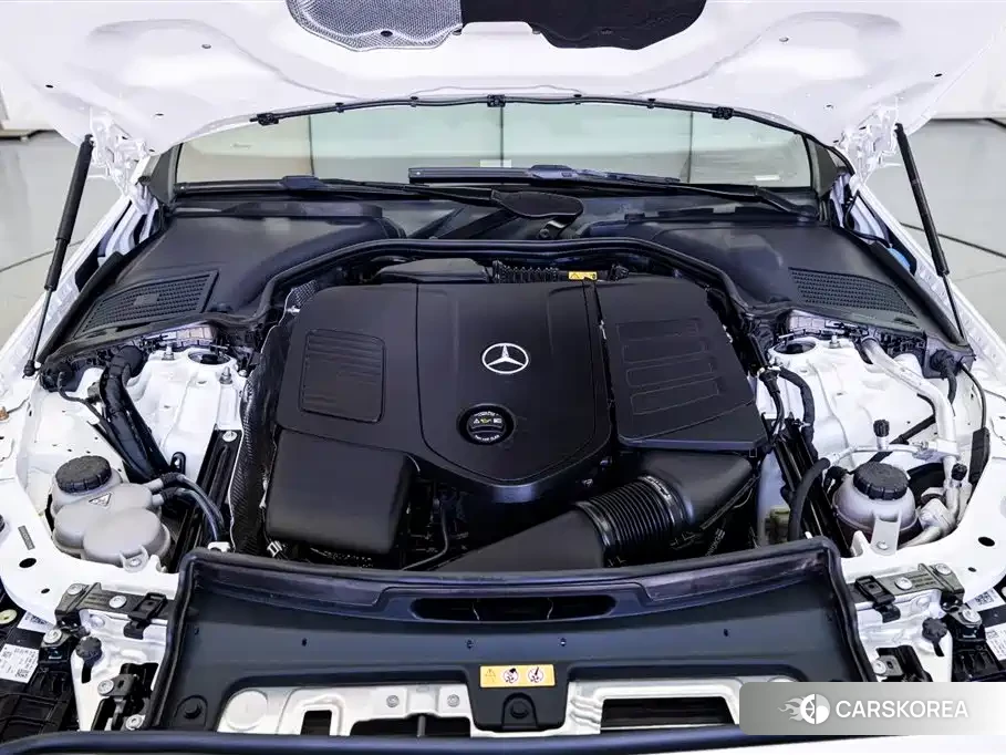 Mercedes-Benz C-class 2022 Белый из Китая