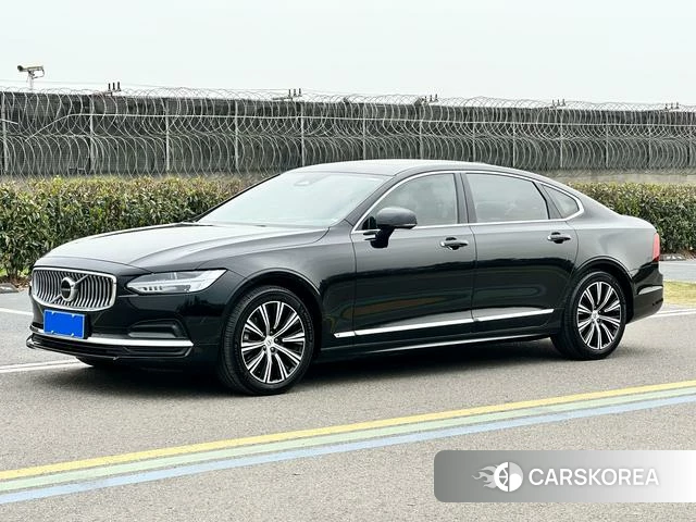 Volvo S90 2021 Черный из Китая