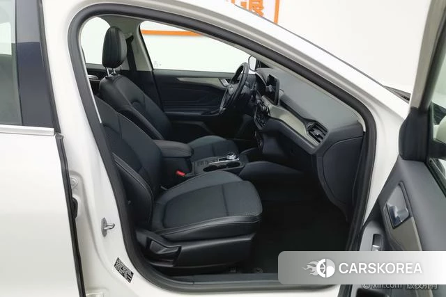 Ford Fox 2019 Белый из Китая