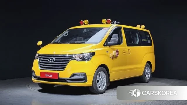 Hyundai The New Grand Starex 2019 Желтый из Кореи