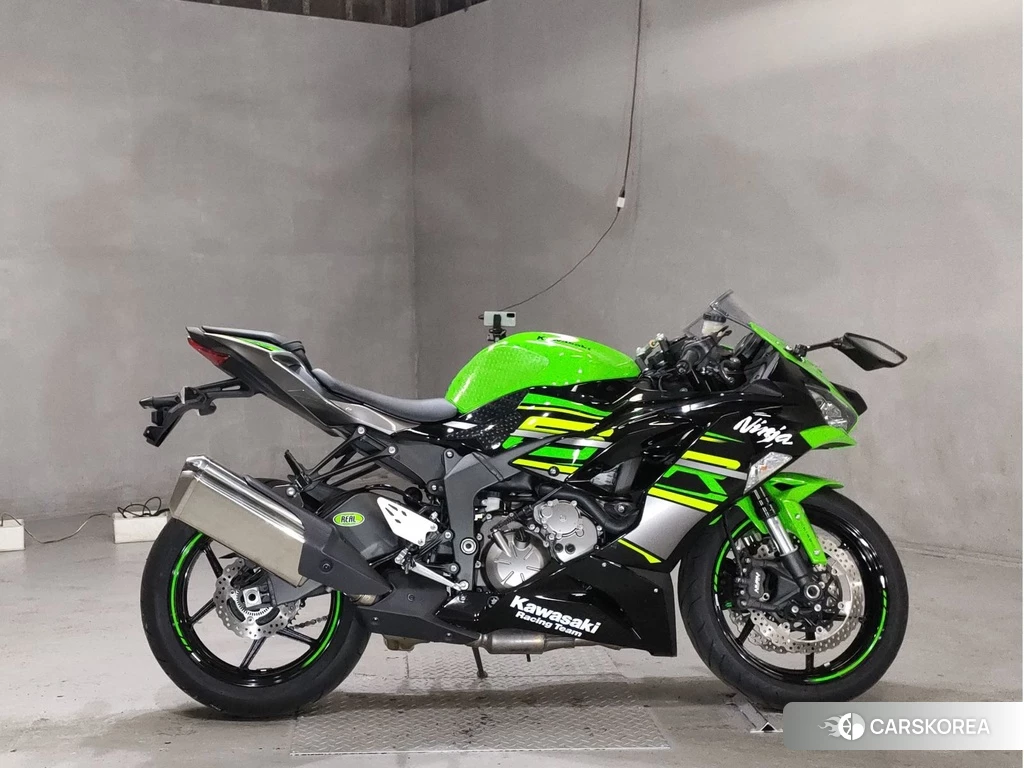 Проданный Kawasaki ZX-6R NINJA 2019 из Японии, фото 2