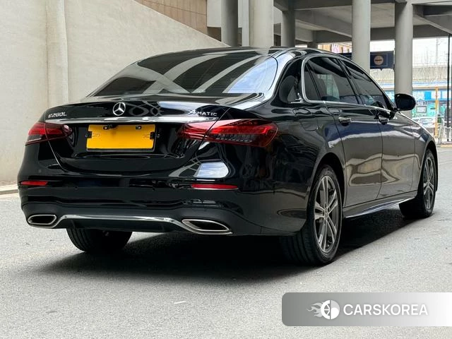 Mercedes-Benz E-class 2021 Черный из Китая