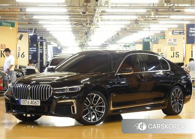 BMW 7 Series (G11) 2022 Черный из Кореи