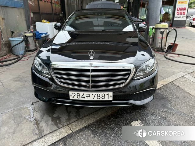 Mercedes-Benz E-Class W213 2018 Черный из Кореи