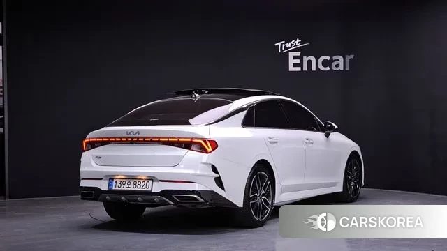Kia K5 3rd generation 2022 Белый из Кореи