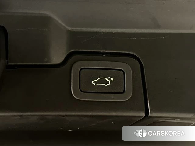 Land Rover Range Rover Aurora 2018 Белый из Китая