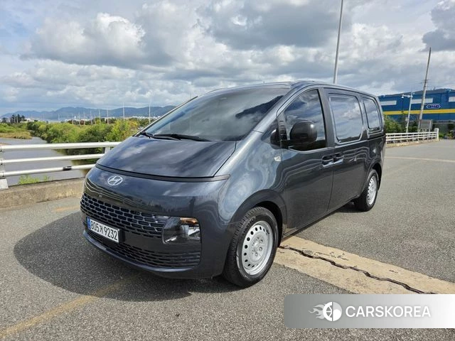 Hyundai Staria 2023 Серый из Кореи