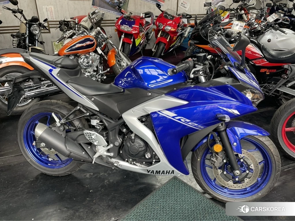 Проданный Yamaha YZF-R25 2016 из Японии