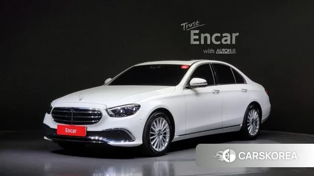 Mercedes-Benz E-Class W213 2022 Белый из Кореи