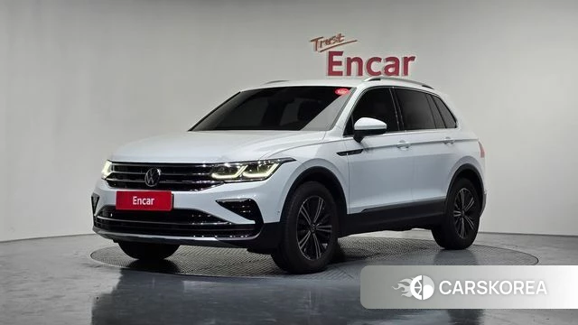 Volkswagen Tiguan second Generation 2023 Белый из Кореи