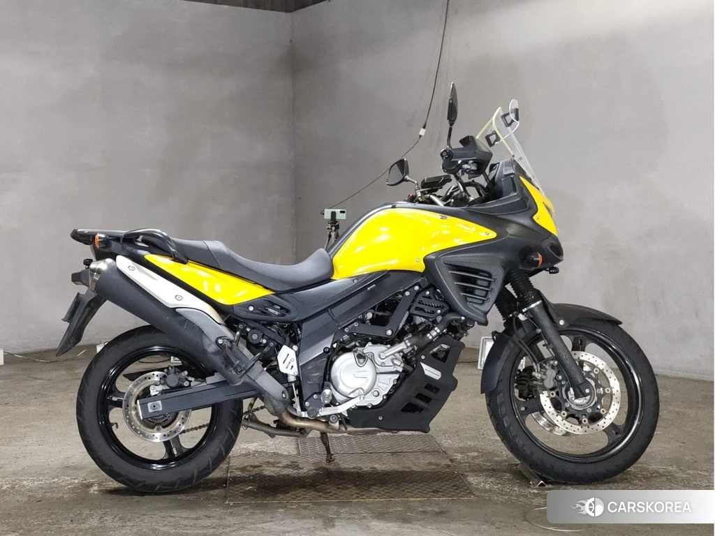 Проданный Suzuki V-STROM 650 DL650 2013 из Японии