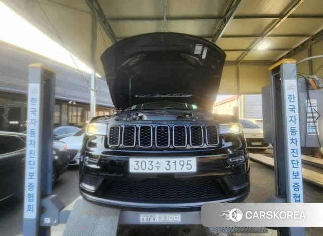 Jeep Grand Cherokee 2020 Черный из Кореи