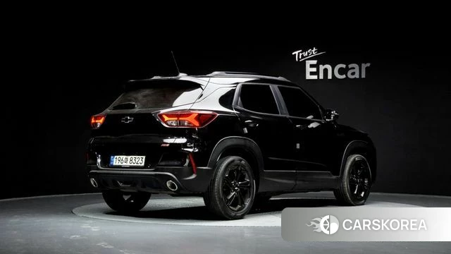 Chevrolet (GM Daewoo) Trailblazer 2022 Черный из Кореи