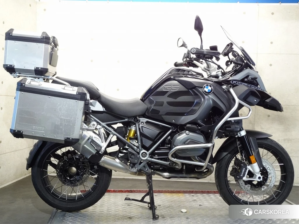 Проданный BMW R1200GS ADVENTURE 2017 из Японии