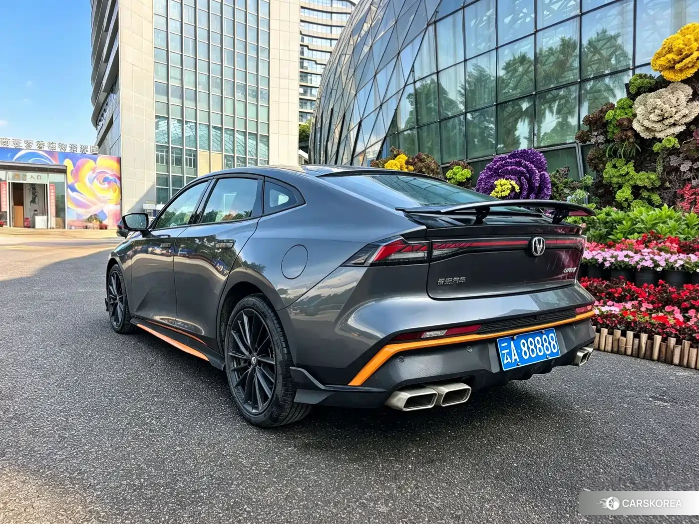 Chang'an Changan UNI-V 2024 Silver/gray из Китая