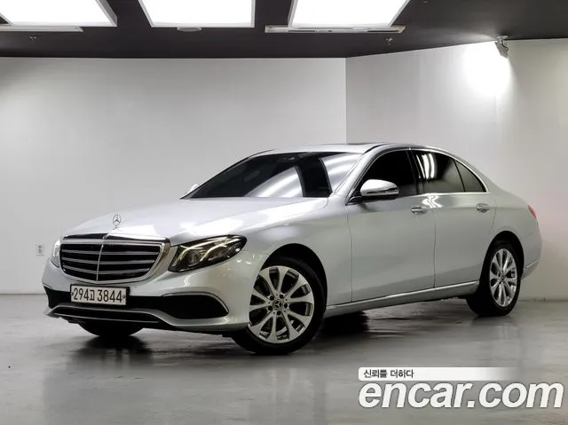 Mercedes-Benz E-Class W213 2019 Серебряный из Кореи
