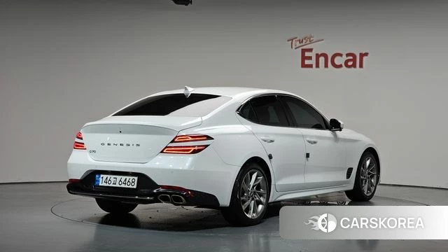 Genesis The New G70 2022 Белый из Кореи