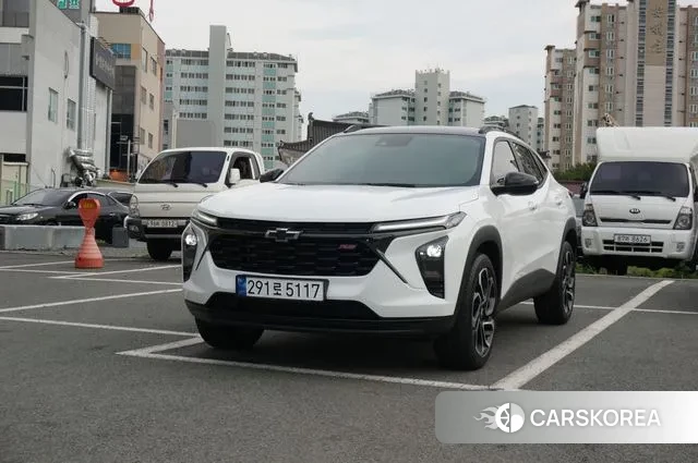 Chevrolet (GM Daewoo) Trax Crossover 2023 Белый из Кореи