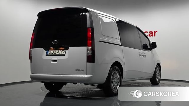 Hyundai Staria 2021 Белый из Кореи