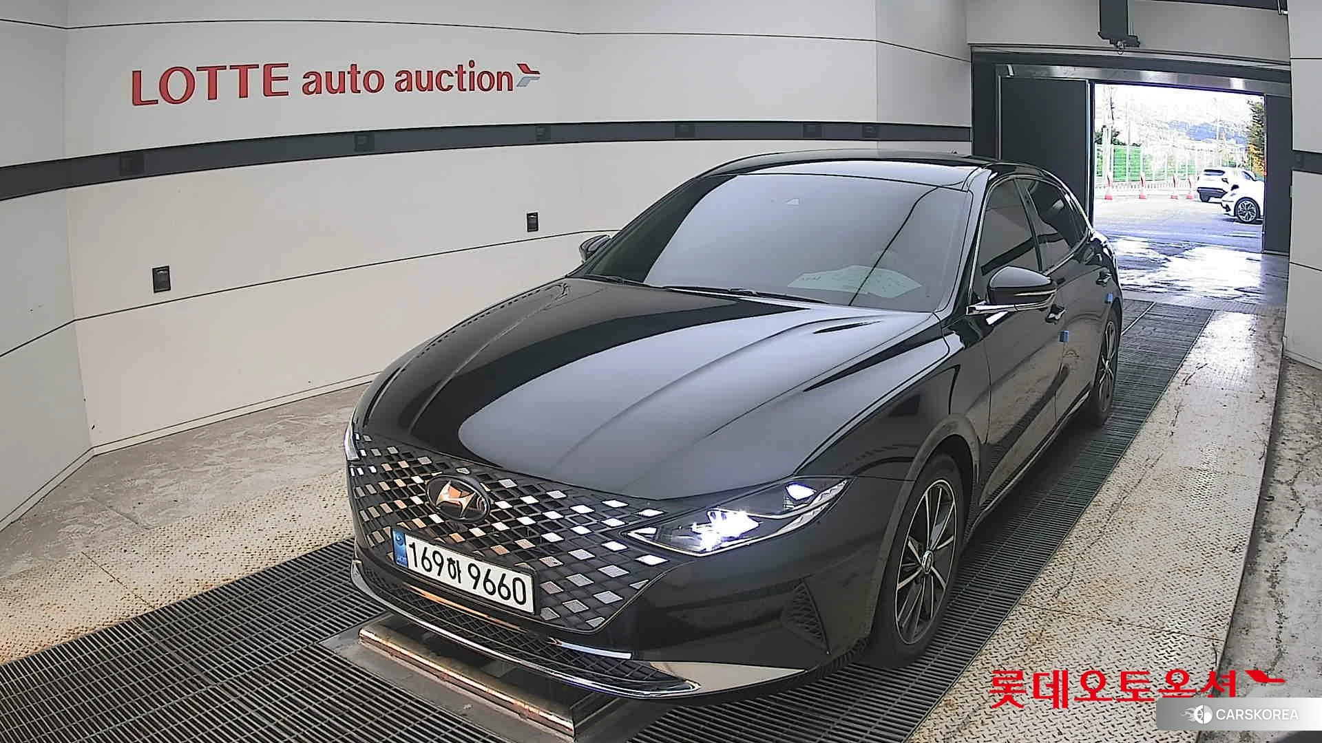 Hyundai Grandeur 2022 Midnight Black Pearl из Кореи