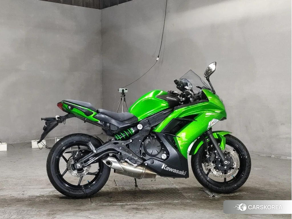 Проданный Kawasaki NINJA 650 2017 из Японии