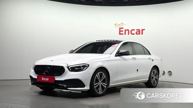 Mercedes-Benz E-Class W213 2020 Белый из Кореи